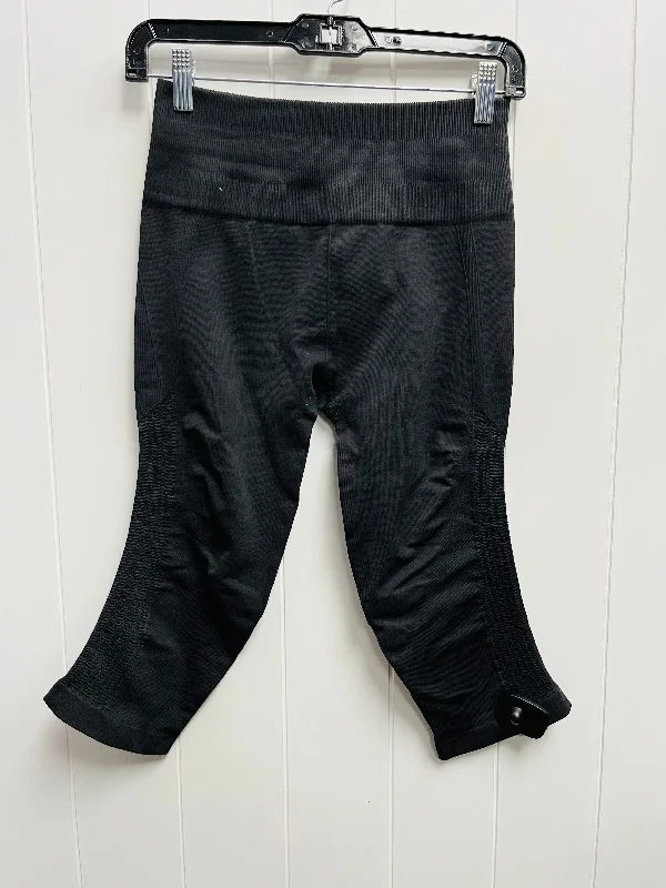 Athletic Capris By Lululemon In Black, Size: M