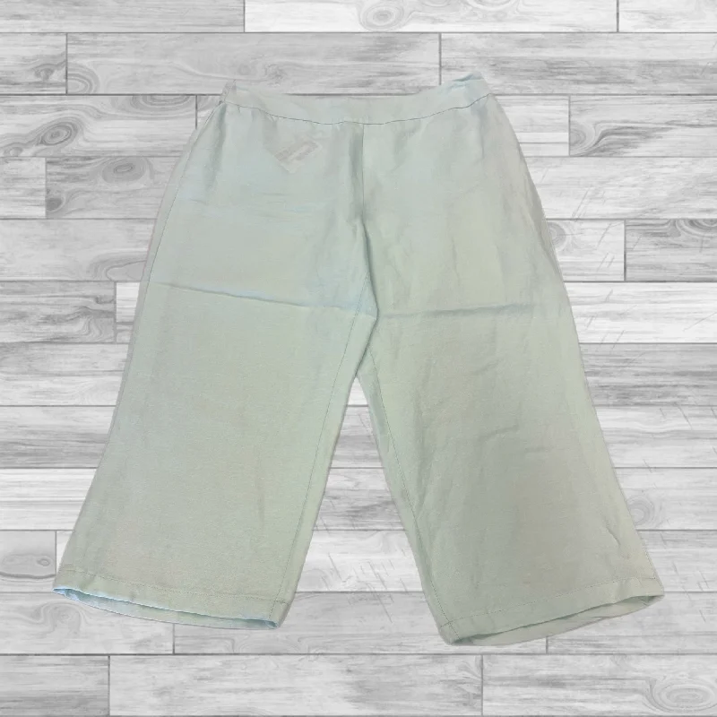 Capris By Ann Taylor In Green, Size: 4