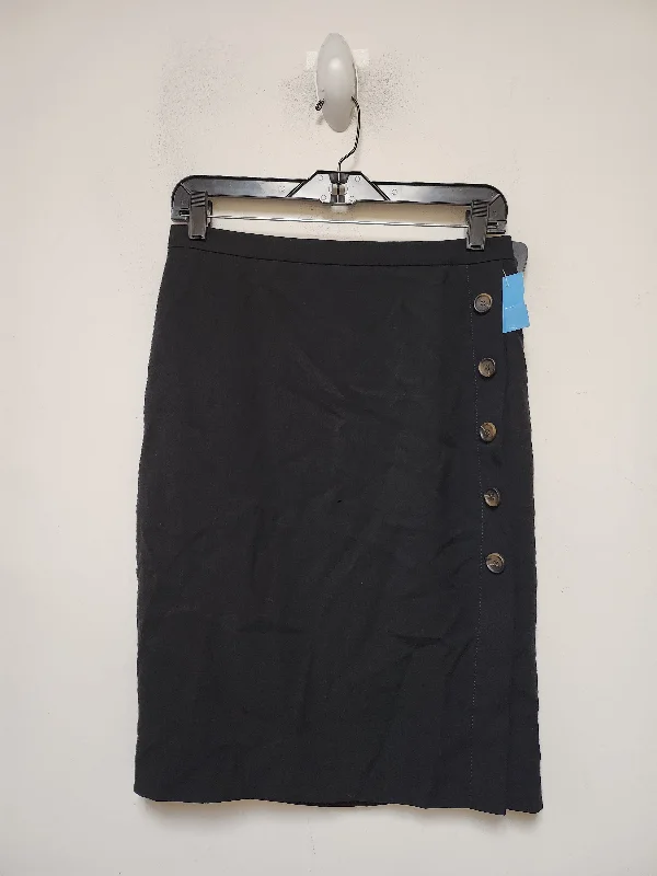 Skirt Mini & Short By Ann Taylor In Black, Size: 0