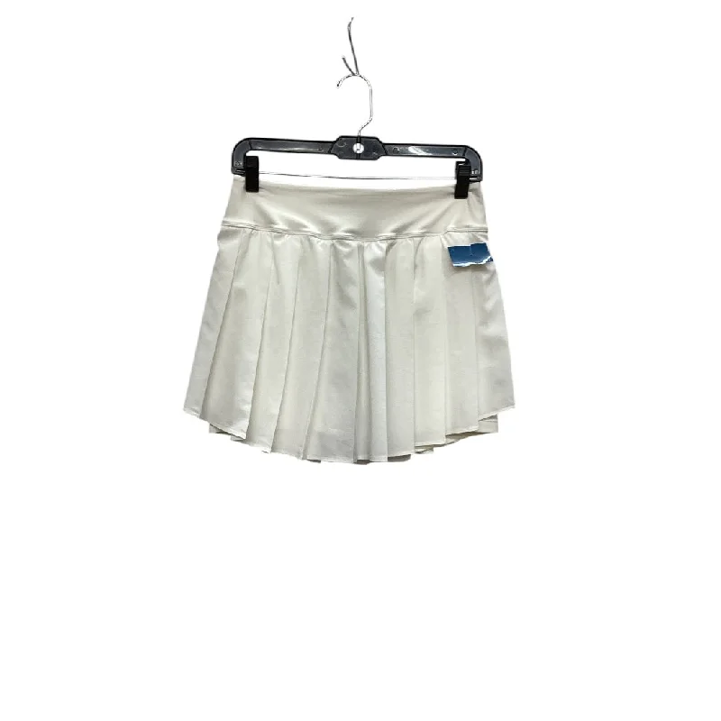 Athletic Skort By Old Navy In White, Size: M