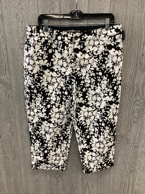 Capris By Croft And Barrow In Black & White, Size: 16