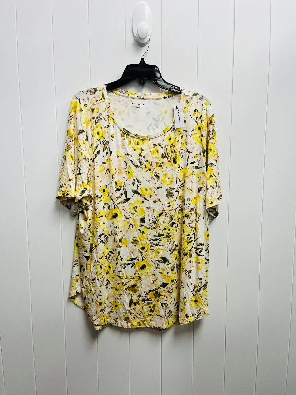 Top Short Sleeve By Lane Bryant In Yellow, Size: 18