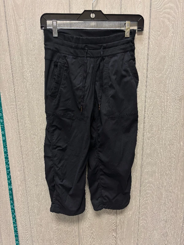 Athletic Capris By Lululemon In Black, Size: Xs