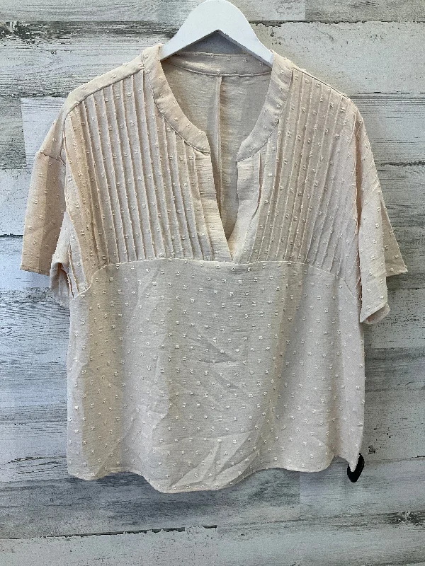 Top Short Sleeve By Shein In Cream, Size: L