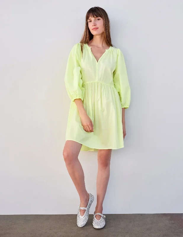 Sundry Mini V-Neck Dress in Pigment Lime